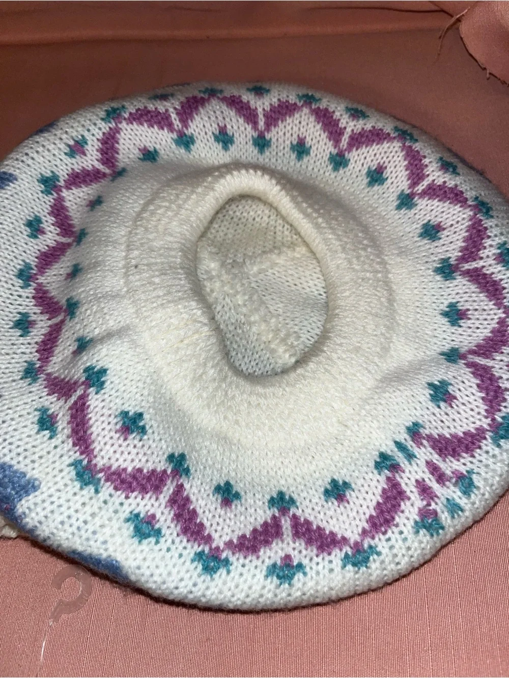 Vintage 80/90s Cream Knit Snowflake Gloves and Hat Set - Purple & Teal fairisle